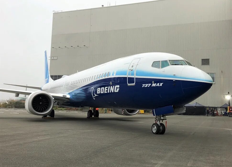 بویینگ یا ایرباس، کدام هواپیما گرانتر است؟ بوئینگ ۷۳۷ مکس