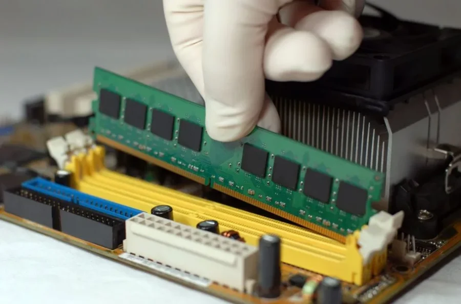 روزگار تاریک بازار لوازم الکترونیک؛ افزایش قیمت حافظه تا کجا ادامه خواهد داشت؟