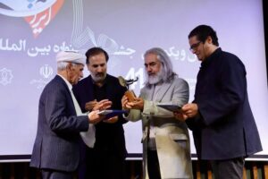 تجلیل از پیشکسوت موسیقی خراسان در روز اول؛ کدام پاپ خوان‌ها خواندند؟