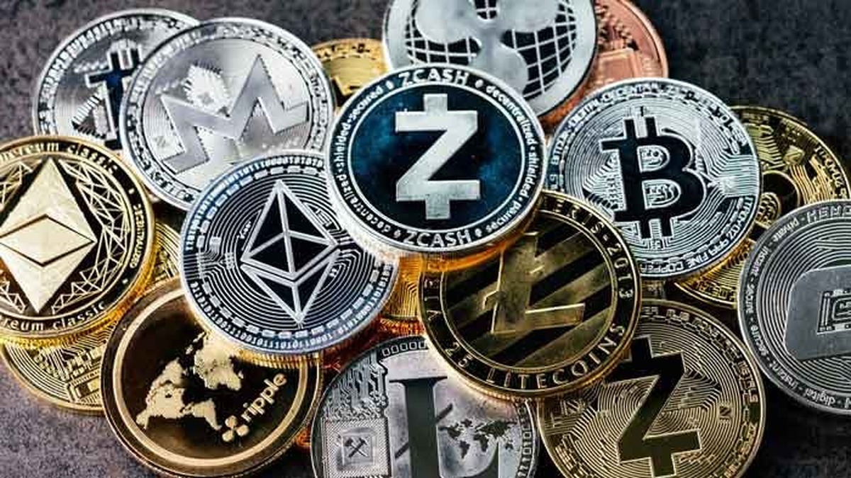 قیمت ارزهای دیجیتال امروز یکشنبه ۱۹ بهمن ۱۴۰۴ /  بیت‌کوین و اتریوم بازارها را متعادل کردند