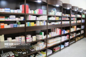 استمرار فعالیت مراکز ارائه‌دهنده خدمات دارویی در سراسر کشور