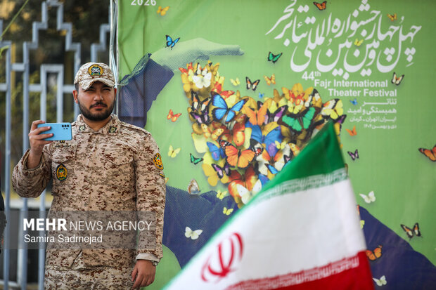 جنگی که تئاتر را ۲بار تعطیل کرد/ از معرفی مدیرکل‌ تا تغییر معاون‌ هنری
