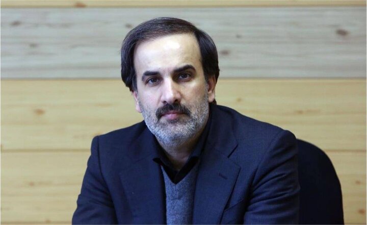 معاون هنری: نوبت ماست که به اعجاز هنر تاریخ را به تماشای ظلم دعوت کنیم