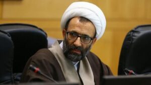 عضو هیات رئیسه مجلس در واکنش به تداوم محدودیت‌های اینترنتی: در میانه جنگ، اولویت با ملاحظات امنیتی و صیانت از کشور است