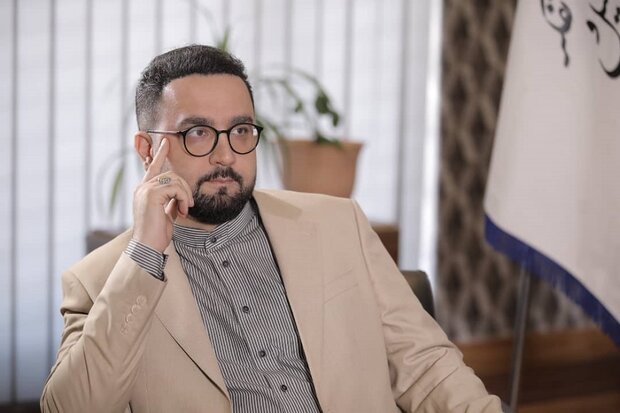 نمایش‌های جدید در دستور کار رادیو قرار گرفت؛ سخنی با یک دیوانه