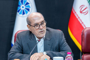 صنعت در اولویت قطع برق قرار نگیرد
