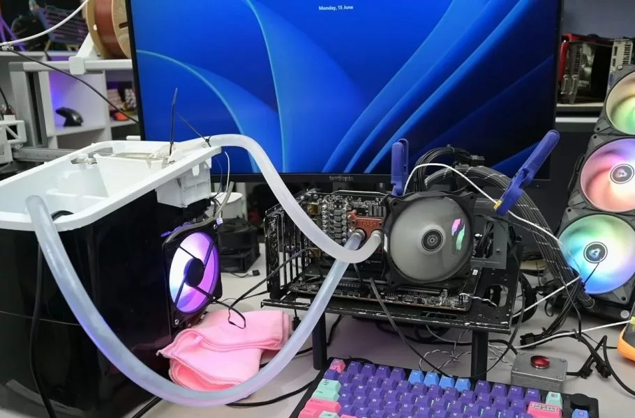یک یوتوبر RTX 3060 را حین اجرای بازی با دستگاه یخ‌ساز تا ۲۱ درجه خنک کرد!