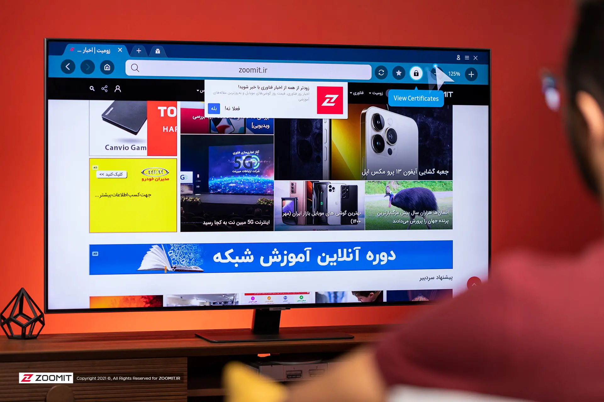 مالک قدیمی‌ترین تلویزیون سامسونگ، یک تلویزیون پیشرفته جدید هدیه می‌گیرد